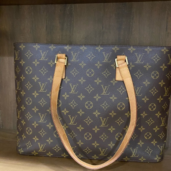 Louis Vuitton Luco - Picture 7 of 8